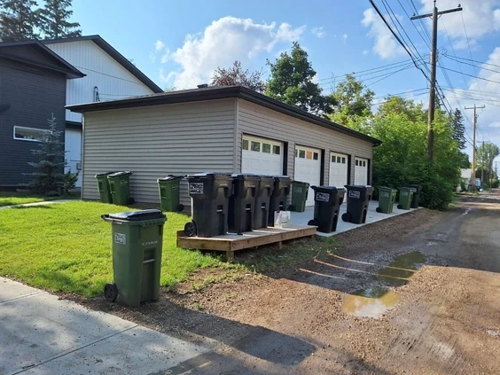 Crestwood neighbourhood